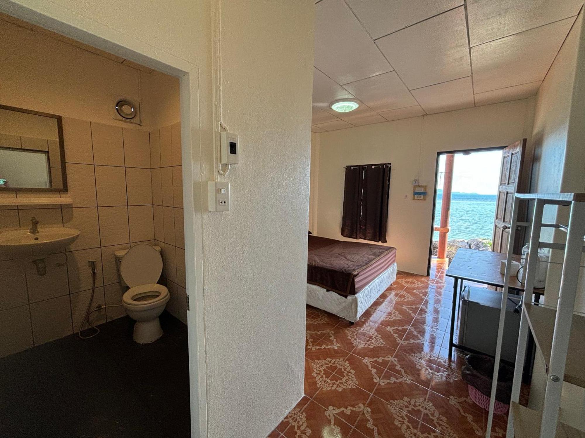 Golden Koh Phangan אתר נופש 2*